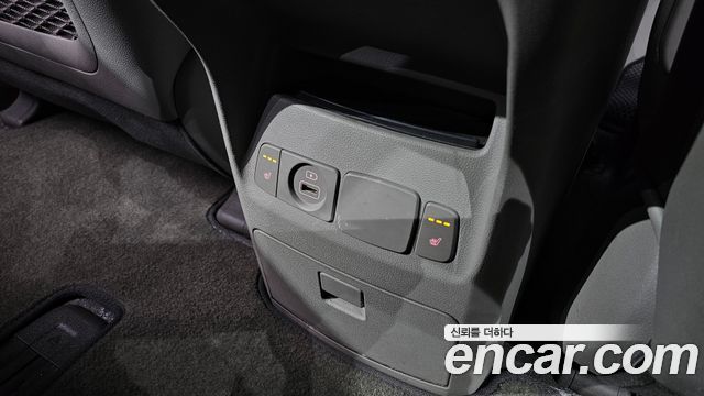 Kia Carnival 9-Seater Noblesse 2019 — фото 18