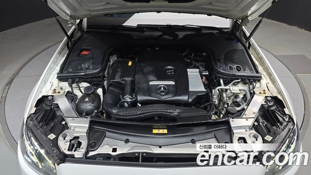 Mercedes-Benz E-Class (W213) E200 Avantgarde 2018 — фото 6