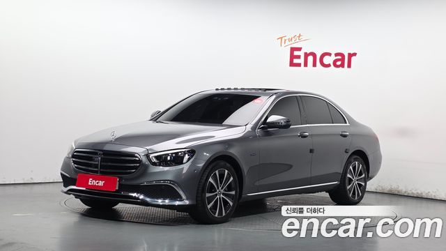 Mercedes-Benz E-Class (W213) E300e 4MATIC Exclusive