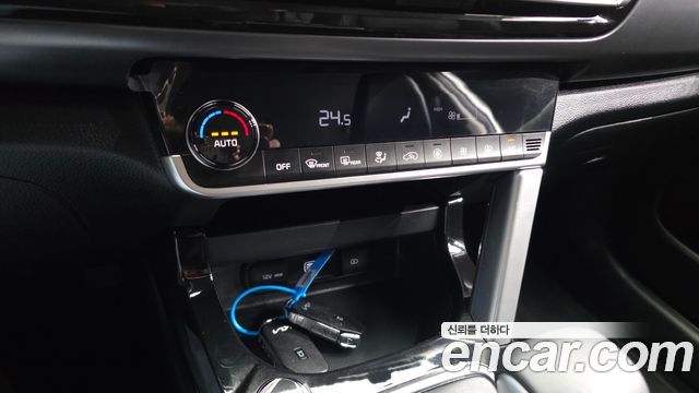 Kia Seltos Gasoline 1.6 Turbo 2WD Prestige 2023 — фото 17