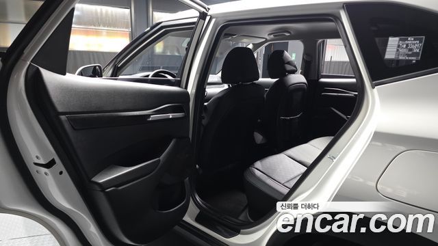 Kia Seltos Gasoline 1.6 Turbo 2WD Prestige 2023 — фото 26