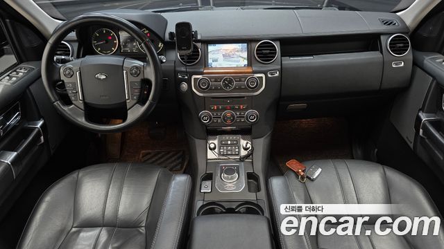 Land Rover Discovery 4 3.0 SDV6 HSE 2016 — фото 7