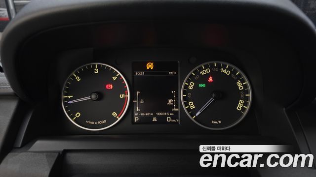 Land Rover Discovery 4 3.0 SDV6 HSE 2016 — фото 8