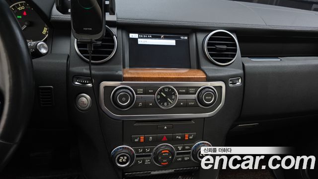 Land Rover Discovery 4 3.0 SDV6 HSE 2016 — фото 14