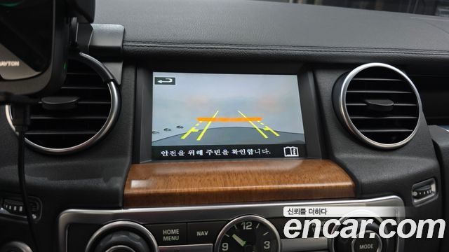 Land Rover Discovery 4 3.0 SDV6 HSE 2016 — фото 15