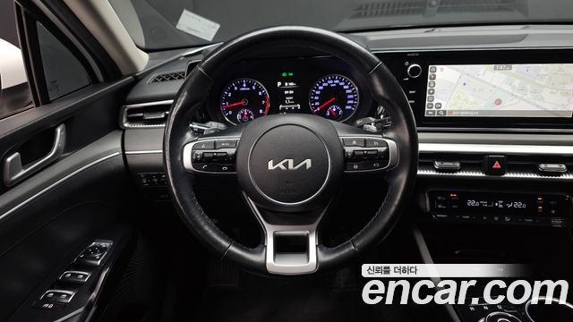 Kia K5 (III) 2.0 Prestige 2022 — фото 13