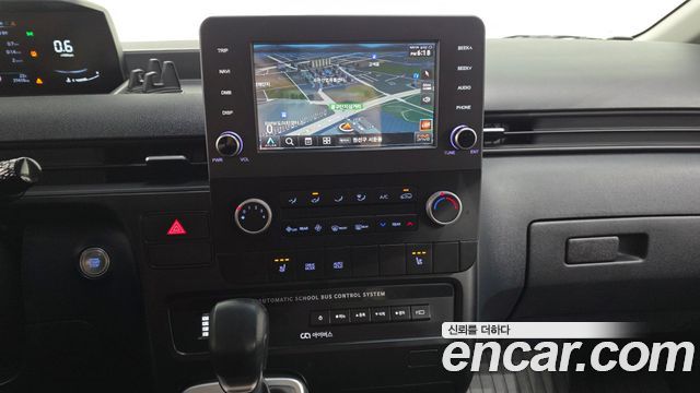 Hyundai Staria 2WD Kinder Safety Car 11-Seater 2023 — фото 13