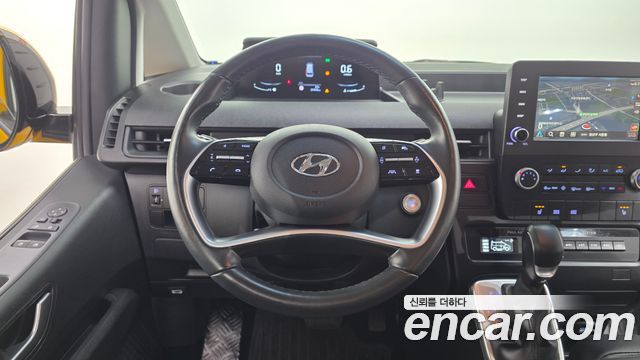 Hyundai Staria 2WD Kinder Safety Car 11-Seater 2023 — фото 14