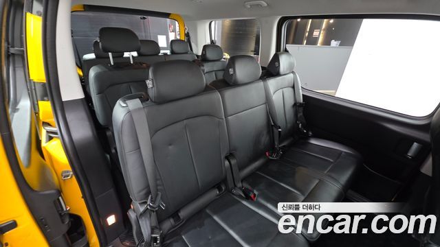 Hyundai Staria 2WD Kinder Safety Car 11-Seater 2023 — фото 31