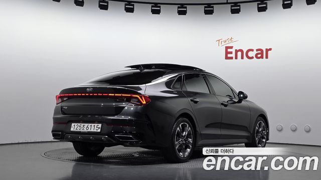 Kia K5 (III) 2.0 Noblesse 2020 — фото 2
