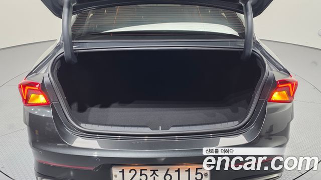 Kia K5 (III) 2.0 Noblesse 2020 — фото 23