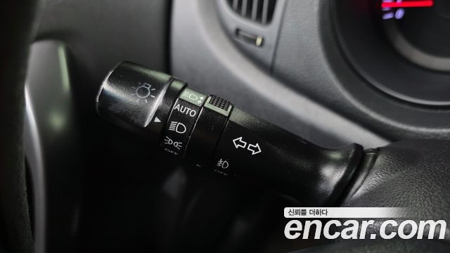 Kia Forte Koup 1.6 GDI Prestige 2013 — фото 13