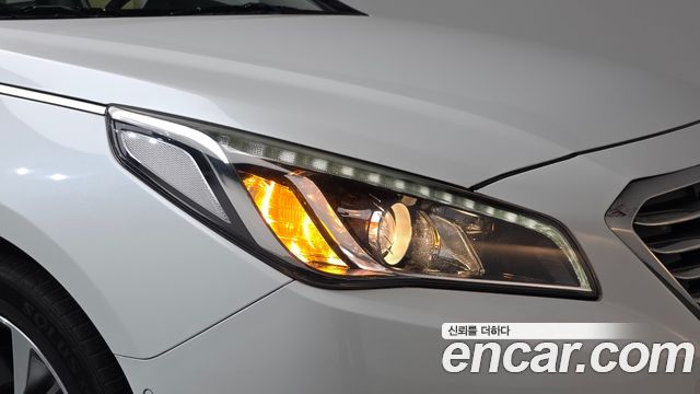 Hyundai Sonata (LF) 2.0 Smart Special 2017 — фото 22