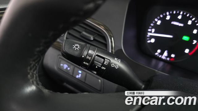 Hyundai Sonata (LF) 2.0 Smart Special 2017 — фото 32