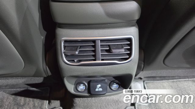 Hyundai Santa Fe Diesel 2.2 2WD Calligraphy 2021 — фото 41