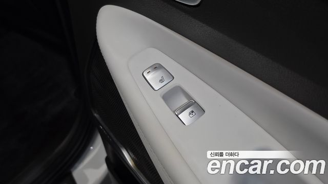 Hyundai Santa Fe Diesel 2.2 2WD Calligraphy 2021 — фото 42