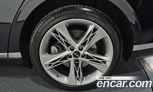 Genesis G90 (RS4) Gasoline 3.5 Turbo AWD 2023 — фото 21