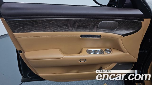 Genesis G90 (RS4) Gasoline 3.5 Turbo AWD 2023 — фото 24