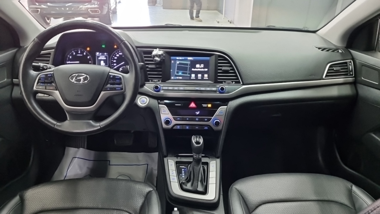 Hyundai Avante (AD) 1.6 GDI Modern 2016 — фото 5