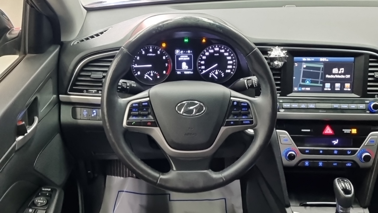 Hyundai Avante (AD) 1.6 GDI Modern 2016 — фото 9