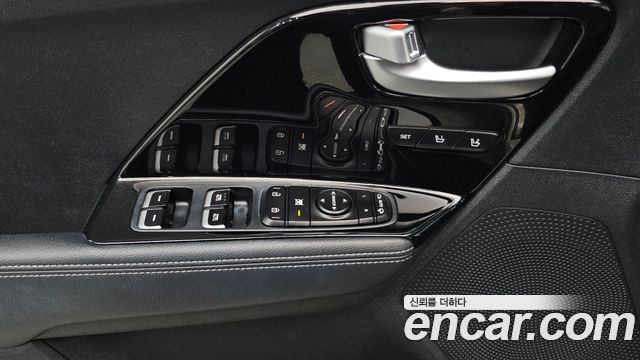 Kia Niro Noblesse 2018 — фото 22