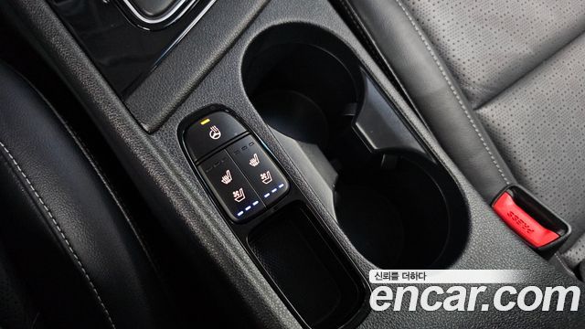Kia Niro Noblesse 2018 — фото 24