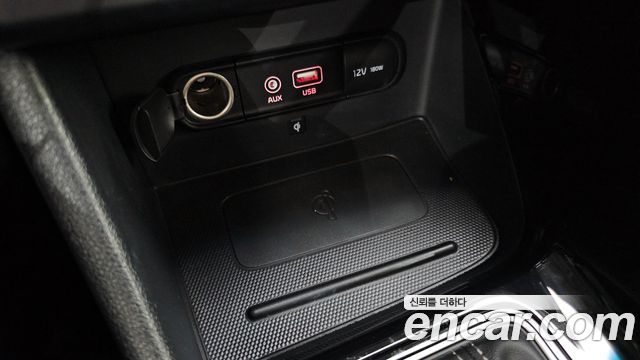 Kia Niro Noblesse 2018 — фото 33