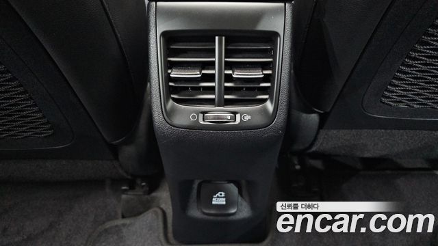 Kia Niro Noblesse 2018 — фото 35