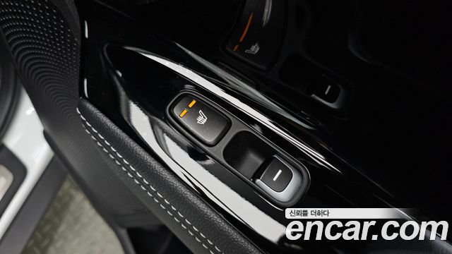 Kia Niro Noblesse 2018 — фото 36