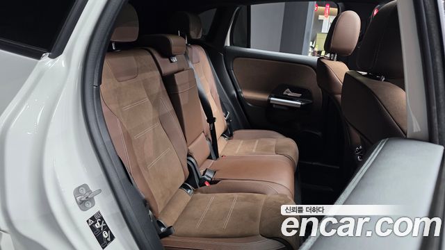Mercedes-Benz GLA-Class (H247) GLA250 4MATIC 2025 — фото 12