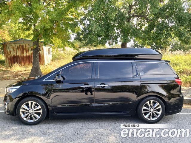 Kia Carnival 9-seater Hi-Limousine Prestige 2018 — фото 6