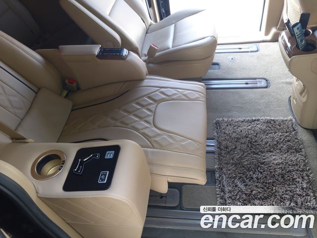 Kia Carnival 9-seater Hi-Limousine Prestige 2018 — фото 8