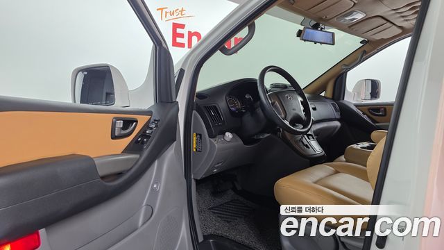 Hyundai Grand Starex Camping car 2021 — фото 10