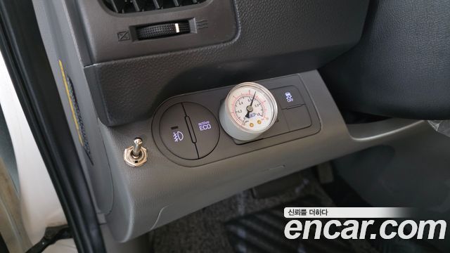 Hyundai Grand Starex Camping car 2021 — фото 29