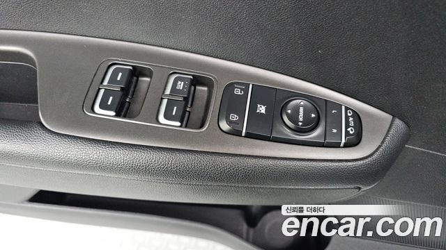 Kia K5 (II) LPI MX Prestige 2016 — фото 16