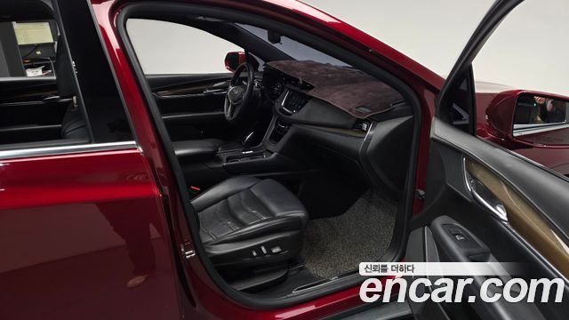 Cadillac XT5 3.6 Platinum 2017 — фото 11