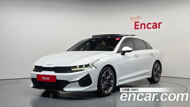Kia K5 (III) 2.0 Prestige 2023 — фото 1