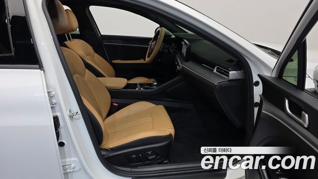 Kia K5 (III) 2.0 Prestige 2023 — фото 11