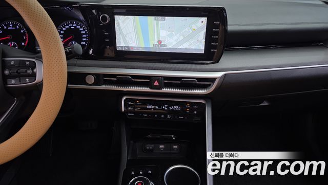 Kia K5 (III) 2.0 Prestige 2023 — фото 15