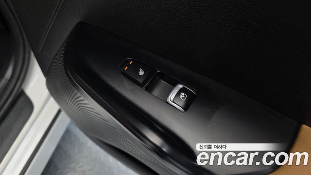 Kia K5 (III) 2.0 Prestige 2023 — фото 18