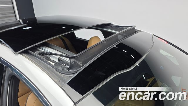 Kia K5 (III) 2.0 Prestige 2023 — фото 19