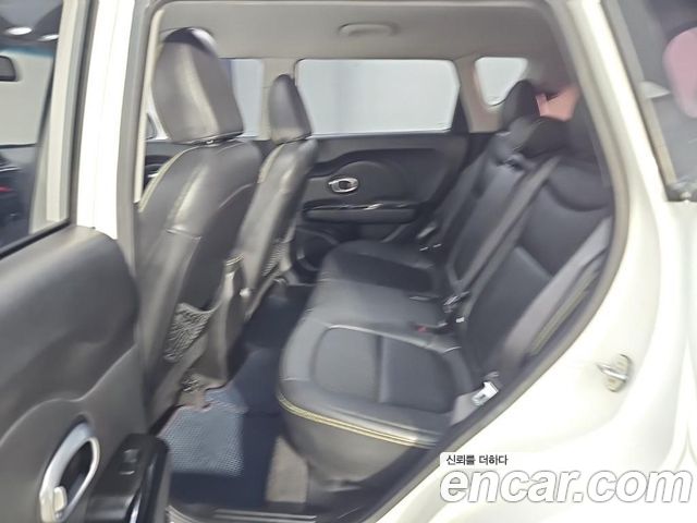 Kia Soul 1.6 GDi Prestige 2014 — фото 16