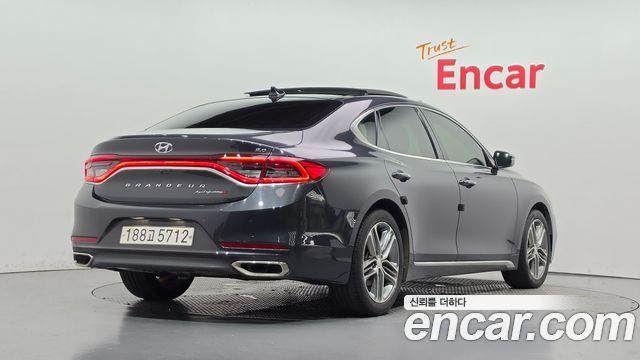 Hyundai Grandeur (IG) 3.0 LPi Exclusive (Rental Car) 2019 — фото 2