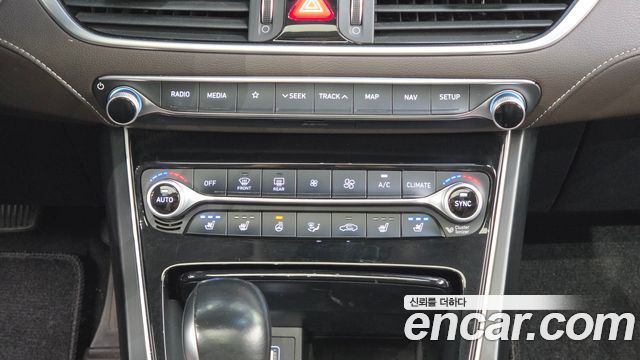 Hyundai Grandeur (IG) 3.0 LPi Exclusive (Rental Car) 2019 — фото 16