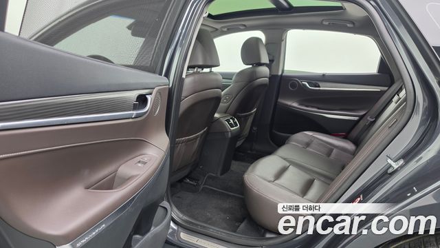 Hyundai Grandeur (IG) 3.0 LPi Exclusive (Rental Car) 2019 — фото 17
