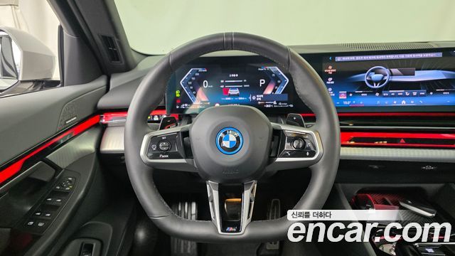 BMW 5 Series (G60) 530e M Sport 2025 — фото 12