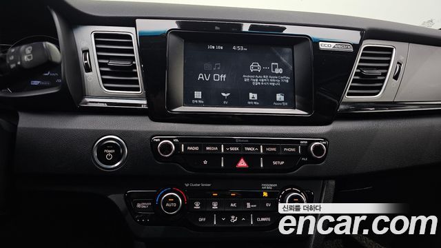 Kia Niro EV Noblesse 2021 — фото 15