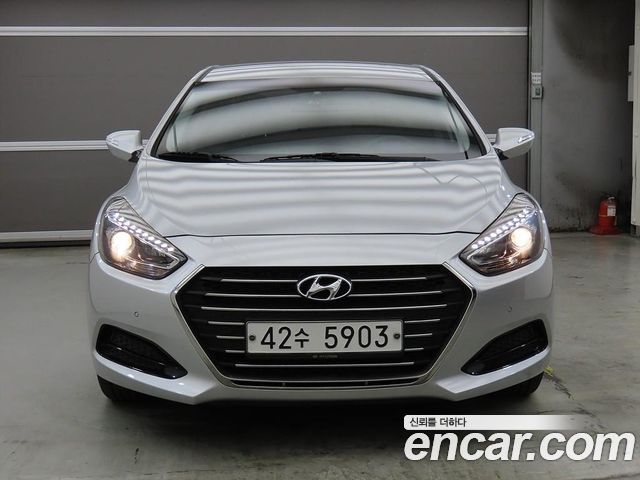 Hyundai i40 Saloon 2.0 GDi Younique 2016 — фото 2