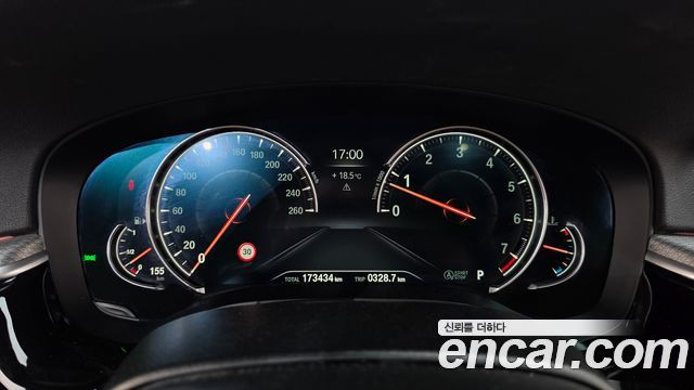 BMW 5 Series (G30) 530i xDrive M Sport Package 2018 — фото 8