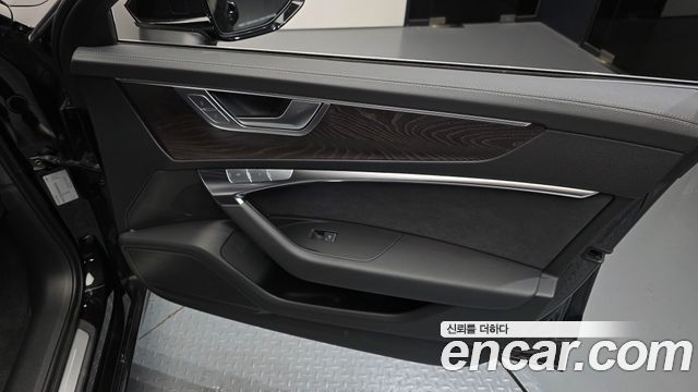 Audi A6 (C8) 45 TFSI Quattro Premium 2022 — фото 25